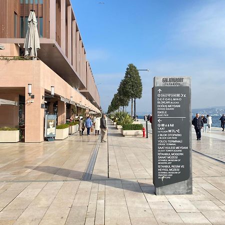 Appartamento Historical Comfy Flat In Beyoglu Tophane, Galata Provincia di Provincia di Istanbul Esterno foto