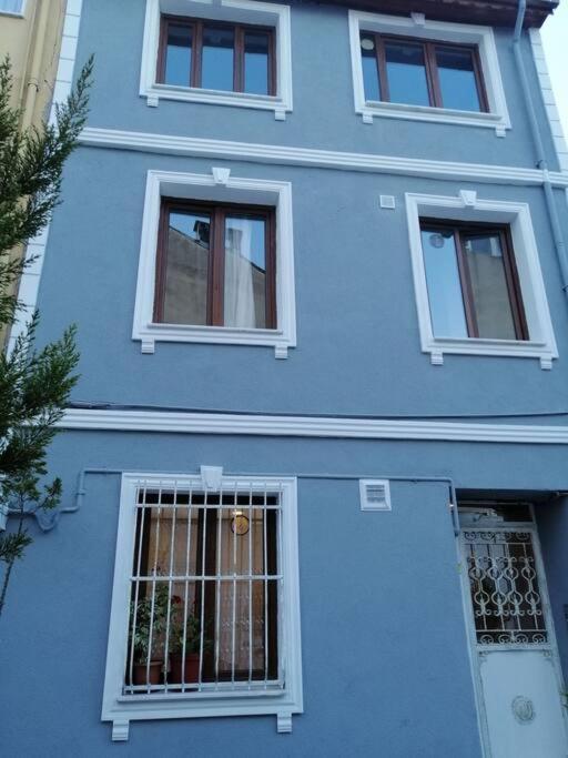 Appartamento Historical Comfy Flat In Beyoglu Tophane, Galata Provincia di Provincia di Istanbul Esterno foto